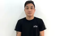 Bắt giữ đối tượng trộm 21 chỉ vàng lẩn trốn trên xe khách