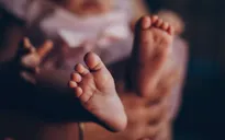 Kháng sinh làm giảm hiệu quả vaccine với trẻ sơ sinh