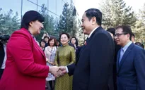 Chủ tịch Quốc hội Trần Thanh Mẫn và Phu nhân thăm Đại học Phương Đông Tashkent