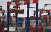 EU tạm hoãn đáp trả thuế quan Mỹ trong 90 ngày