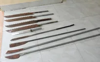 Triệu tập nhiều thanh thiếu niên cầm theo hung khí gây rối trật tự công cộng