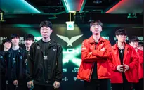 T1 thua trắng trước HLE