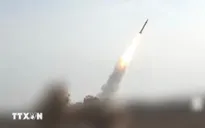 Houthi tấn công các mục tiêu Israel và Mỹ