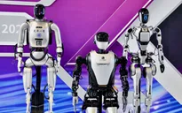Trung Quốc cho 100 robot hình người "đi học"
