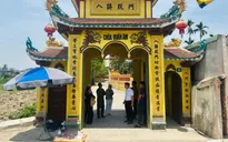 Một trẻ sơ sinh bị bỏ rơi tử vong trước cổng chùa