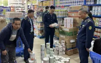 Chi cục ATVSTP Hà Nội nói gì về việc cấp giấy phép công bố trong vụ phát hiện gần 600 loại sữa giả