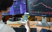 Cổ phiếu trụ cột giảm sâu, chỉ số chứng khoán thu hẹp đà tăng