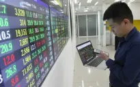 VN-Index giảm hơn 12 điểm