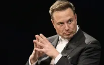 Tỷ phú Elon Musk sẽ ưu tiên vực dậy Tesla
