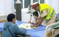 Công an kịp thời hỗ trợ đưa bé 4 tháng tuổi bị nguy kịch đến bệnh viện cấp cứu