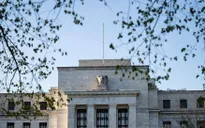 Fed: Thị trường bất ổn sau lệnh áp thuế của ông Trump