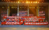 Hàng trăm nghệ sĩ tham gia tổng duyệt Cầu truyền hình Vang mãi khúc khải hoàn