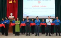 Thanh niên khánh thành công trình "Sáng mãi tên anh" tại Khu tưởng niệm Lý Tự Trọng