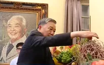 Tổng Bí thư Tô Lâm dâng hương tri ân Đại tướng Võ Nguyên Giáp và Đại tướng Văn Tiến Dũng