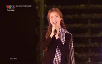 Hòa Minzy duyên dáng trong chương trình “Mùa Xuân thống nhất”