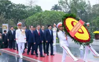Lãnh đạo Đảng, Nhà nước vào Lăng viếng Chủ tịch Hồ Chí Minh, tưởng niệm các Anh hùng liệt sỹ