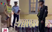 Lạng Sơn: Phát hiện xe bán tải vận chuyển trái phép 200 bình khí cười