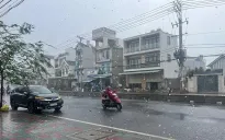 Thời tiết đêm 4/5: Cẩn trọng với mưa dông kèm thời tiết cực đoan