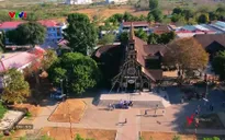 V - Việt Nam: Nhà thờ gỗ Kon Tum