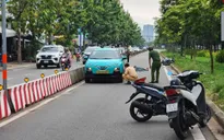 TP Hồ Chí Minh: Taxi công nghệ chạy ngược chiều gây tai nạn chết người