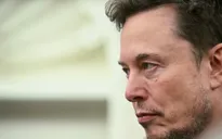Elon Musk tuyên bố trở lại làm việc “24/7” sau sự cố gián đoạn của mạng X