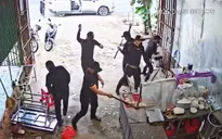 Truy bắt nhóm đối tượng đập phá, tạt sơn vào nhà dân để đòi nợ ở Đắk Lắk