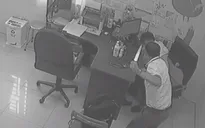 Mâu thuẫn cá nhân, bác sĩ đâm trọng thương đồng nghiệp rồi ra đầu thú