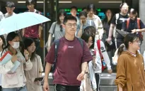 Lệnh tạm ngừng cấp visa du học của Mỹ gây lo ngại