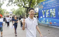 Sáng nay (8/6), thí sinh làm bài thi Toán vào lớp 10 tại Hà Nội