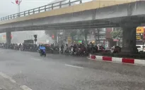 Dù không đổ bộ, áp thấp nhiệt đới vẫn có thể gây mưa to cục bộ trên 450mm cho miền Trung