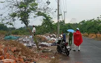 Đà Nẵng: Phát hiện số lượng lớn vỉ thuốc tân dược chưa sử dụng vứt ngoài đường