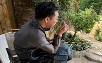 Nam thanh niên mắc kẹt khi leo núi Hàm Lợn một mình