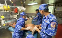 Cảnh sát biển Vùng 3 kịp thời cứu ngư dân gặp nạn trên biển