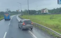 Nữ tài xế bị phạt nặng vì lùi xe trên cao tốc Hà Nội - Thái Nguyên
