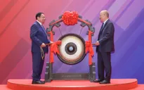 Thủ tướng tìm hiểu hoạt động của Sàn giao dịch chứng khoán Thượng Hải