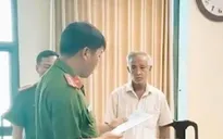 Làm giả tài liệu, bán hóa đơn VAT thu phí 8%, một giám đốc bị khởi tố