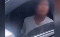 Chạy ô tô đi ngược chiều còn đòi đánh người