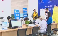 Thanh niên tình nguyện ra quân hỗ trợ người dân thực hiện dịch vụ công trực tuyến