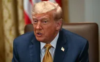 Ông Trump chỉ trích ông Putin, tuyên bố chuyển vũ khí đến Ukraine