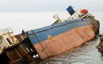 Indonesia: Lật thuyền ngoài khơi đảo Sumatra, 11 người mất tích