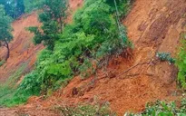 Khẩn trương khắc phục sạt lở tại tuyến đường huyết mạch nối Đồng Nai - Lâm Đồng