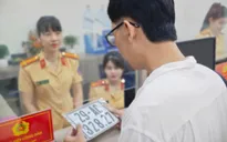 Hà Nội: Người dân thuận lợi khi đăng ký xe tại công an cấp xã