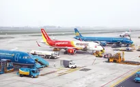 Giá vé máy bay ra Hà Nội tăng nóng dịp 2/9, ngang vé Tết