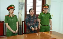 Bắt tạm giam người phụ nữ lừa đảo hơn 1 tỉ đồng để đánh bạc online
