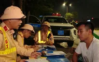 CSGT Hà Nội xuyên đêm kiểm soát, xử lý xe khách vi phạm