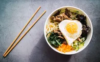 Món cơm trộn Hàn Quốc có thể giúp kiểm soát cân nặng