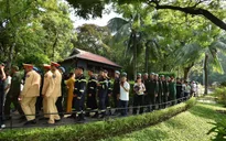 Lực lượng diễu binh, diễu hành A80 tham quan Khu Di tích Chủ tịch Hồ Chí Minh