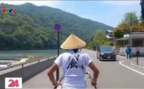 Những người kéo xe chật vật giữa nắng nóng chưa từng có tại Nhật Bản