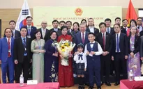 Tổng Bí thư Tô Lâm thăm Đại sứ quán và gặp gỡ cộng đồng người Việt Nam tại Hàn Quốc