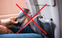 Hàng loạt hãng bay siết quy định, cấm pin sạc dự phòng từ tháng 10